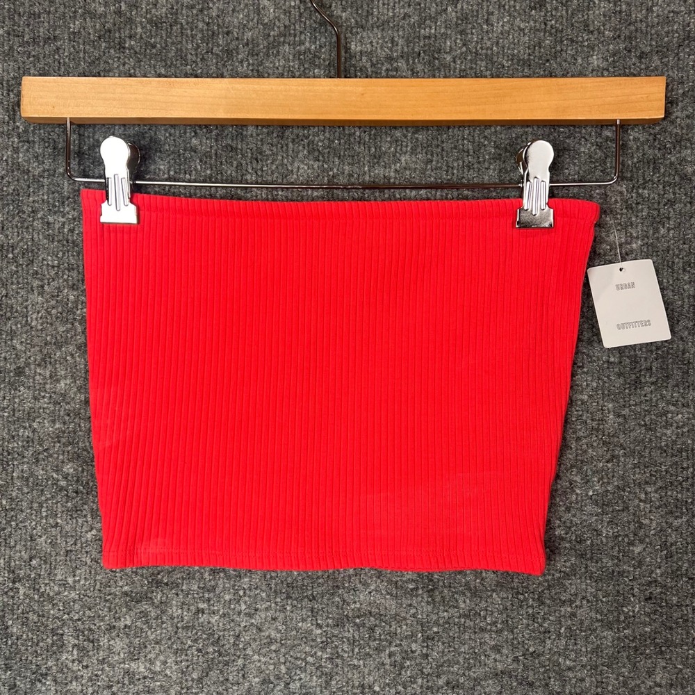 NEW Urban Outfitters  Ribbed Tube Top Size Medium NWT Strapless Tank Crop Top